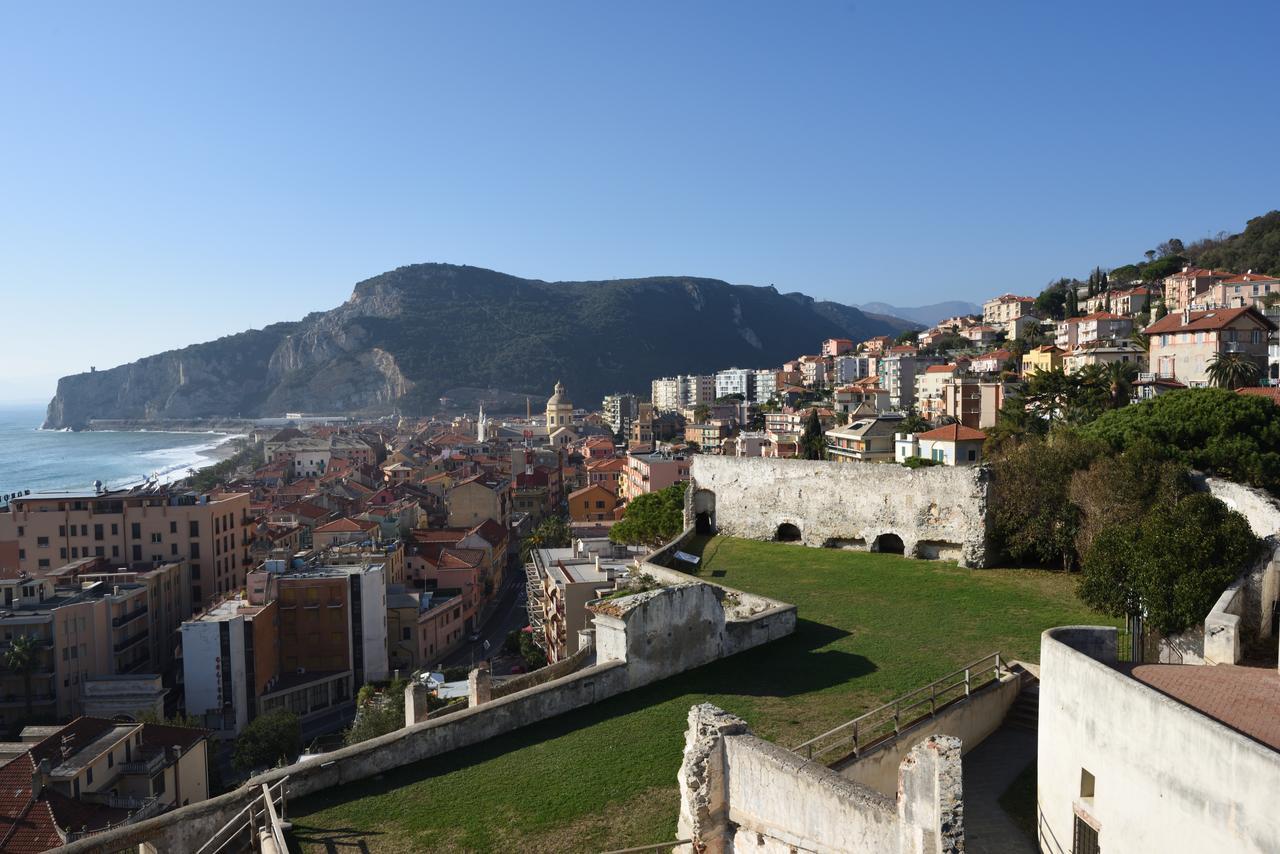 Locanda La Fortezza Finale Ligure Bagian luar foto